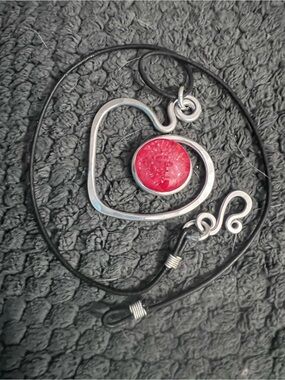 Red Heart Beauty! An authentic the artist Jay Masterpiece!